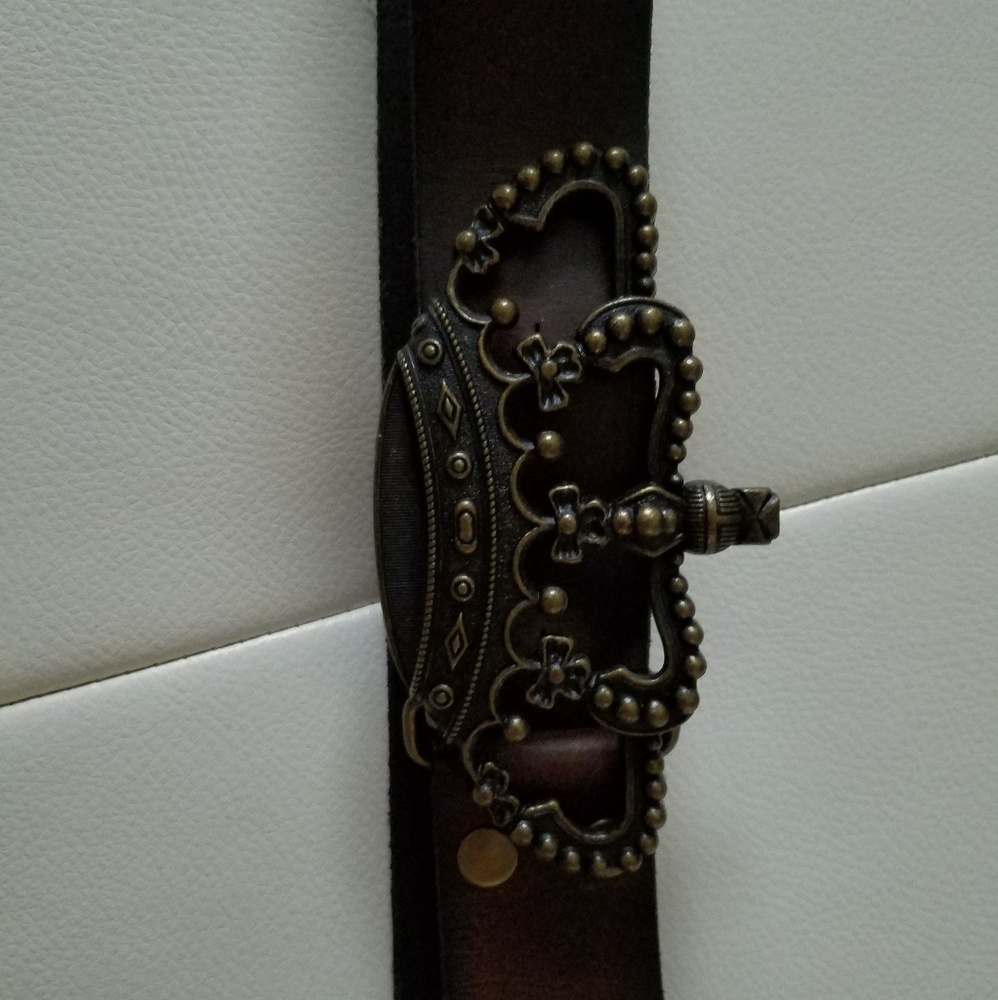 Cabi Leather Belt with crown detail